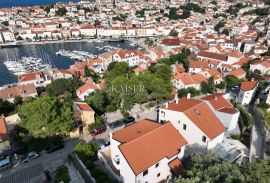 Mali Lošinj - predivni apartman 105 m2 u centru grada, Mali Lošinj, Daire