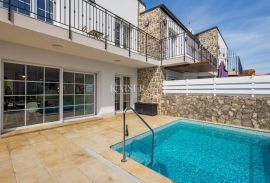 Kornić, Otok Krk- Vila 121m2 s pogledom na more i bazenom, Krk, House