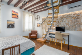 Istra - Rovinj, stan u centru 100 m od mora, Rovinj, Apartamento