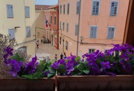 Istra - Rovinj, stan u centru 100 m od mora, Rovinj, Flat