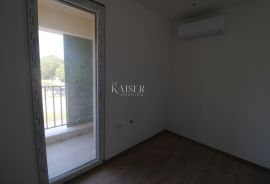 Labin, centar - 2S+DB s terasom, 61 m2, Labin, Διαμέρισμα