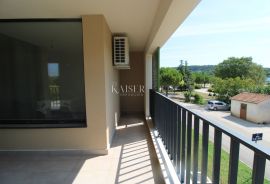 Labin, centar - 2S+DB s terasom, 61 m2, Labin, Apartamento