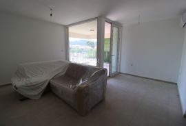 Labin, centar - 2S+DB s terasom, 76 m2, Labin, Flat