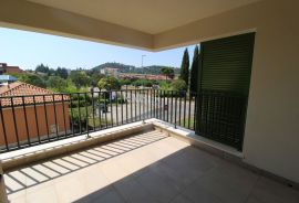 Labin, centar - 2S+DB s terasom,  62 m2, Labin, شقة