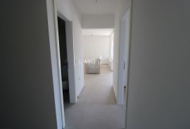 Labin, centar - 2S+DB s terasom, 79 m2, Labin, Διαμέρισμα