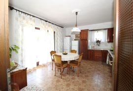 Rijeka, Costabella - kuća na atraktivnoj lokaciji, Rijeka, House