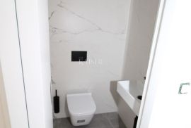 Opatija, luksuzan stan u prizemlju novogradnje, Opatija, Appartment