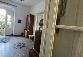 Rijeka, Pećine - Povijesna villa 200 m od mora, Rijeka, Kuća