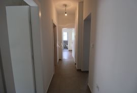 Labin - novogradnja prvi red do mora, 82 m2, Labin, Flat