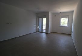 Labin - novogradnja prvi red do mora, 82 m2, Labin, شقة