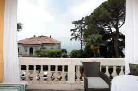 Opatija, Volosko, stan drugi red do mora s parkirnim mjestom, Opatija, Wohnung