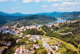 Fužine – Jedinstveno građevinsko zemljište s pogledom na jezero, Fužine, Terra