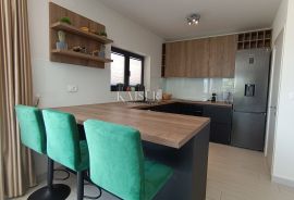 Malinska, luksuzni dvoetažni apartman 130m2, pogled more, Malinska-Dubašnica, Appartment