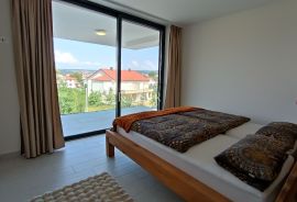 Malinska, luksuzni dvoetažni apartman 130m2, pogled more, Malinska-Dubašnica, Stan