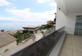 Opatija, centar, novogradnja, luksuzan stan na I katu s liftom i pogledom, Opatija, Appartement