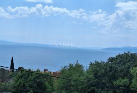 Opatija, okolica, građevinsko zemljište 600 m2 s pogledom, Opatija - Okolica, Γη