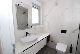 Opatija, penthouse, blizina centra, pogled na Opatiju i Kvarner s vrha krova, Opatija, Appartement