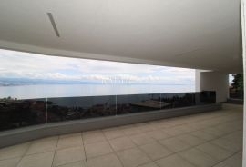 Opatija, penthouse, blizina centra, pogled na Opatiju i Kvarner s vrha krova, Opatija, Appartment