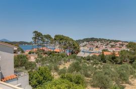 Mali Lošinj - predivna vila 200m od mora, Mali Lošinj, Casa