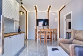 Mali Lošinj - luksuzna kuća sa 6 apartmana, Mali Lošinj, Famiglia