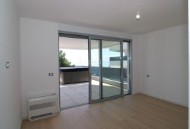 Opatija, penthouse, na traženoj lokaciji s pogledom, Opatija, Daire