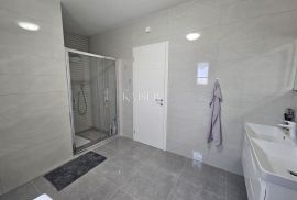 Malinska - penthouse 161m2 pogled more, 100m od mora, Malinska-Dubašnica, Kвартира