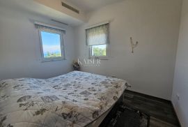 Malinska - penthouse 161m2 pogled more, 100m od mora, Malinska-Dubašnica, Kвартира