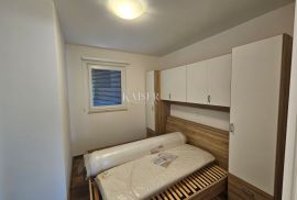 Otok Krk, Malinska - apartman 77m2, 100m do mora, Malinska-Dubašnica, Stan