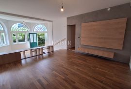 Opatija, centar, stan u prizemlju, Opatija, Apartamento