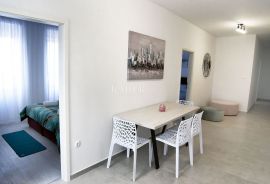 Drenova - moderna kuća s bazenom, 150 m2, Rijeka, Famiglia