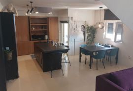 Zadar, penthouse sa krovnom terasom blizu centra, Zadar, Wohnung