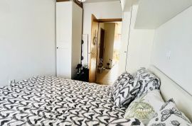 Zagreb, Donja Dubrava - stan 2S+DB sa parkingom, Donja Dubrava, Apartamento