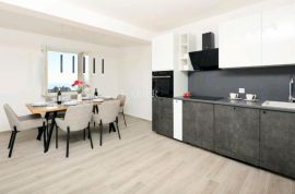 OPATIJA, POBRI - 2S + DB balkonom i pogledom na more, Opatija - Okolica, Apartamento