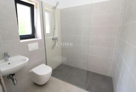 Rabac - kuća s bazenom 500 m od mora, 90 m2, Labin, بيت