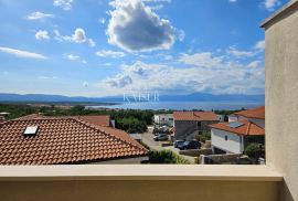 Otok Krk, Malinska - apartman 100m2, pogled more, Malinska-Dubašnica, Wohnung