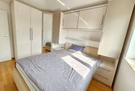 Otok Krk, Malinska - apartman 100m2, pogled more, Malinska-Dubašnica, Stan