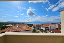 Otok Krk, Malinska - apartman 100m2, pogled more, Malinska-Dubašnica, Appartement