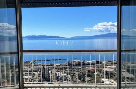 Rijeka, Turnić 2S+DB s panoramskim pogledom na more, Rijeka, Appartement