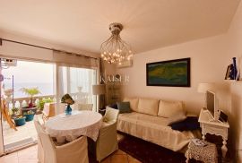 Opatija – Etaža povijesne vile 100 m od mora, Opatija, Apartamento