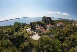 Lošinj - predivna kuća s jedinstvenim pogledom na more, Mali Lošinj, House