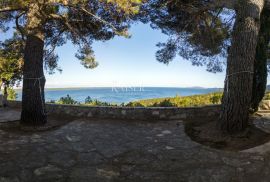 Lošinj - predivna kuća s jedinstvenim pogledom na more, Mali Lošinj, بيت