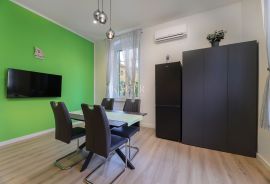 Opatija, ekskluzivan stan na top lokaciji prvi red do mora, Opatija, Apartamento