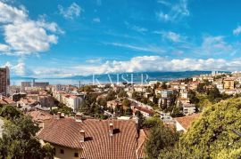 Rijeka, Belveder – Etaža povijesne vile s balkonom i prekrasnim pogledom, Rijeka, Wohnung