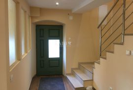 Opatija, dvoetažni stan, parking, Opatija, Apartamento