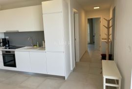 Istra - Poreč, stan sa bazenom i krovnom terasom, Poreč, Appartment