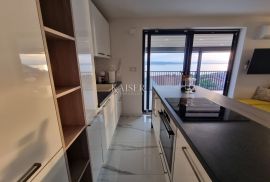 Crikvenica - predivan stan sa velikom terasom, 2S+DB, Crikvenica, Flat