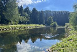 Crni Lug, građevinsko zamljište u blizini NP Risnjaka, Delnice, Γη