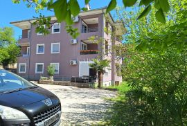 Kastav, 3S+DB s parkingom i tri terase, Kastav, Appartment