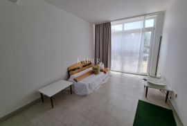 Novi Vinodolski - apartman sa parkirnim mjestom, Novi Vinodolski, Kвартира