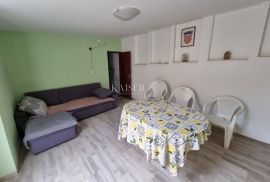 Crikvenica, Jadranovo - samostojeća kuća, prizemnica 94 m2, Crikvenica, Famiglia